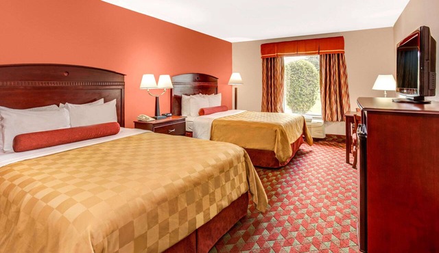 Ramada by Wyndham Murfreesboro in Murfreesboro
