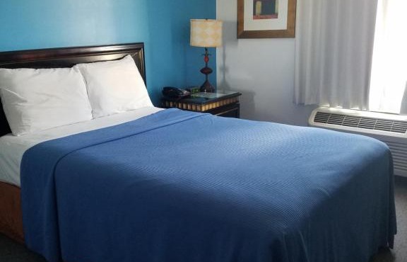 Ramada by Wyndham Williston in Williston