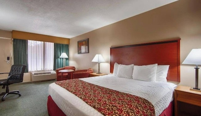 Red Rose Hotel in Covington