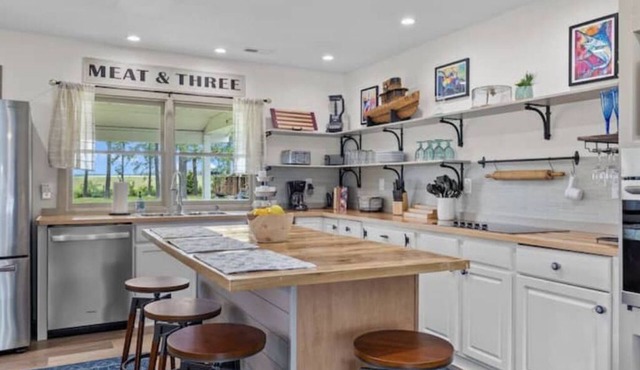 Reel Nice Home