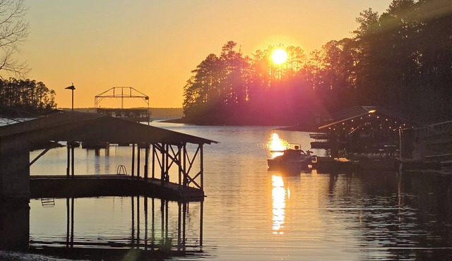 Reel Retreat at Modoc Shores Lakefront Clark's Hill/Lake Thurmond.