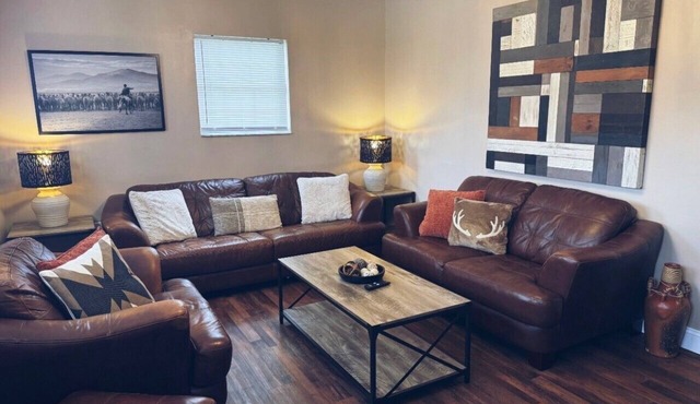 Remodeled Western Country Getaway Near Lake & Trails