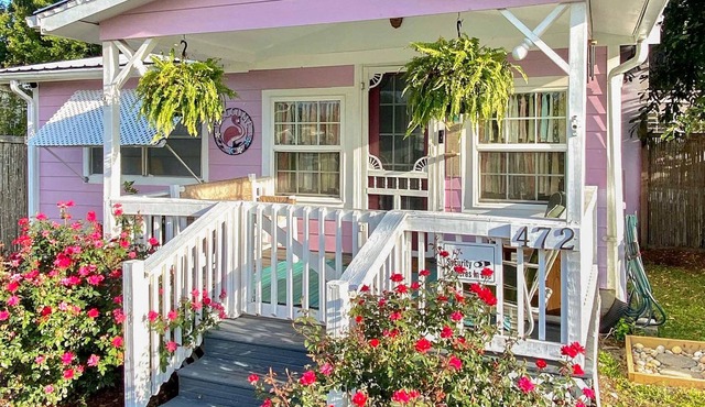 Renovated historic charmer close to the water with W/D & central AC