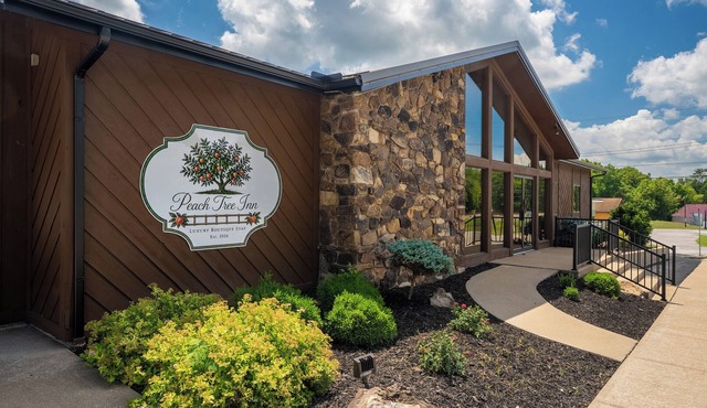 Rent All 5 Suites at Peach Tree Inn