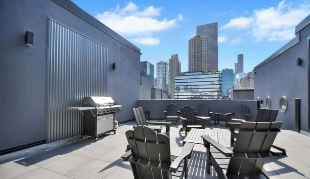 River North Rooftop With In and Out Parking 1 in Chicago