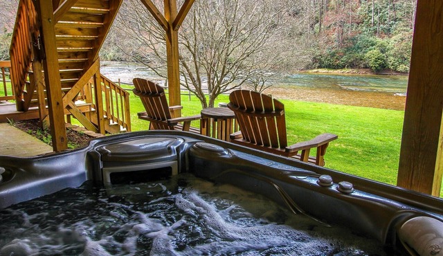River's Edge: Waterfront Mountain Getaway w/Hot Tub, Ping Pong & Deck