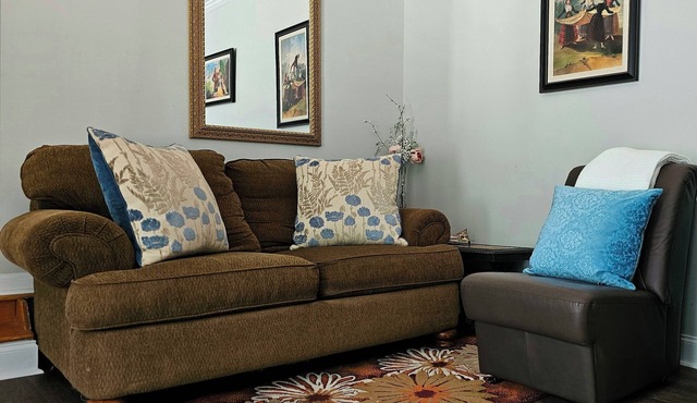RockSide Suite: Stairs & Ramp Access Masters Tournament Lake Getaways