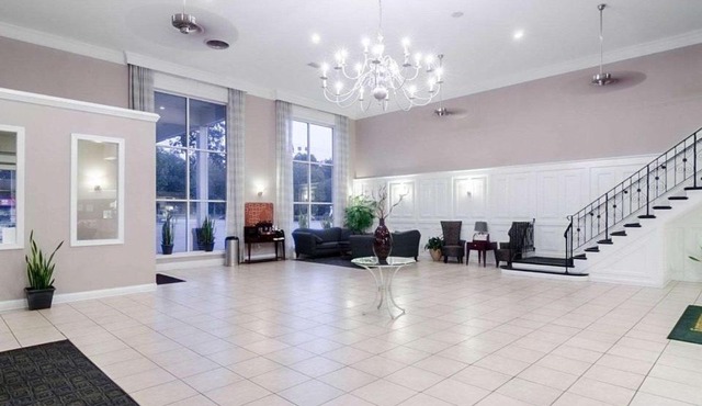 Rodeway Inn & Suites Williamsburg Central