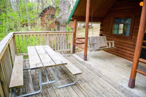 Rustic Cabin with Views in Bloomington in Bloomington