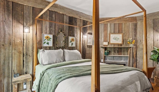 Rustic Comfort Room - Wood Paneling and Fireplace