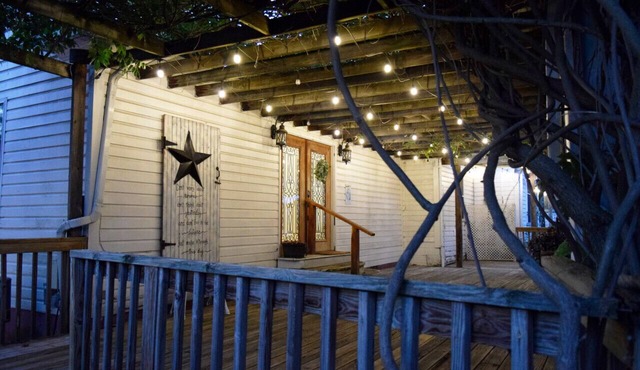 Rustic Reserve: Vineyard Retreat