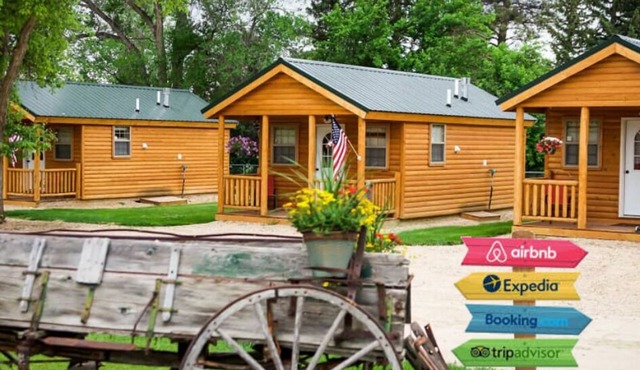 Rustic Ridge Private Three Cabin Retreat in Dayton