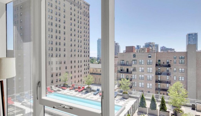 S Loop Studio w Lounge Pool Gym nr Grant Park CHI-761