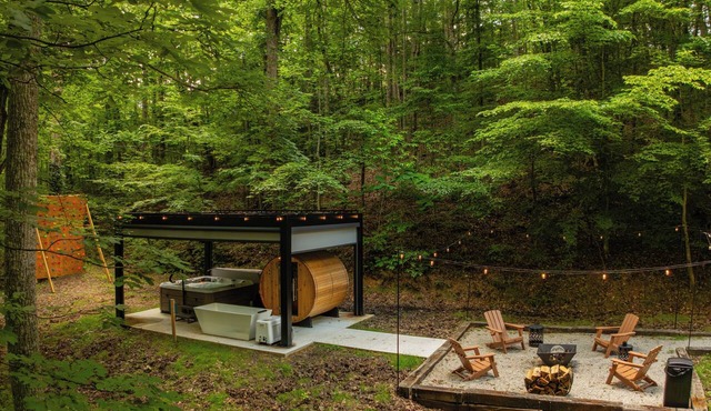 S'more Memories-Cold Plunge, Sauna & Hot Tub Wellness Retreat