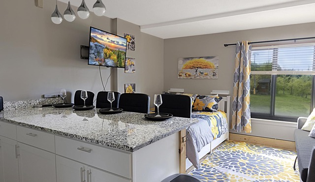 SC 2204: The Elevated Escape – Luxe Living Above the Clouds