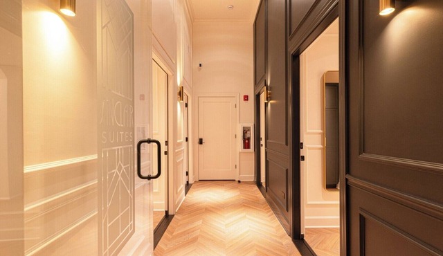 Sinclair Suites