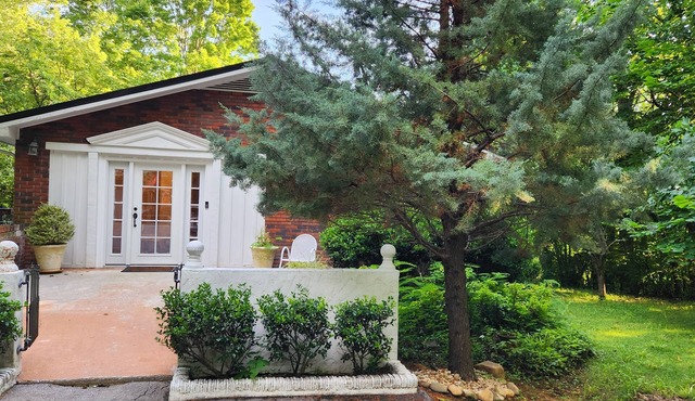 Single level Smoky Mountain Getaway! Kid AND Grandparent friendly.