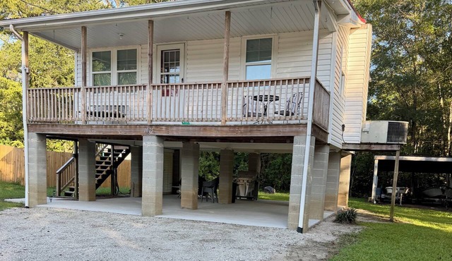Skip's Riverside Hideaway Cozy 1-bedroom house in serene Conway, SC in Conway