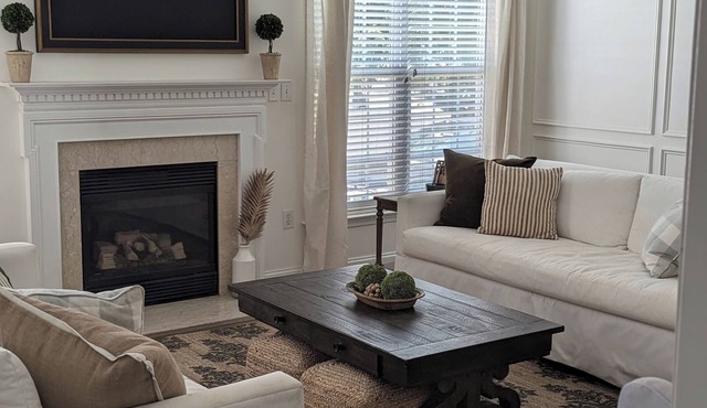 Southern charm meets Lake Norman/Charlotte - pet friendly