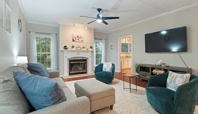 Spacious 3 Br Hot Tub Easy Wine Country Access