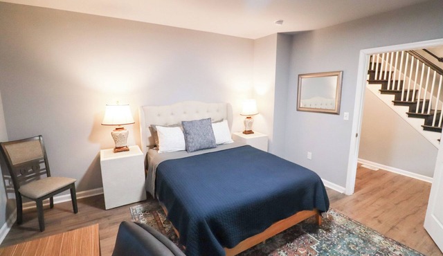 Spacious 5 BR Stay in Westminster | Perfect for Groups & Longer Stays