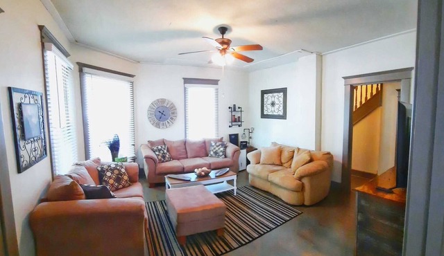 Spacious remodeled Victorian home, close to downtown Palmyra! in Palmyra