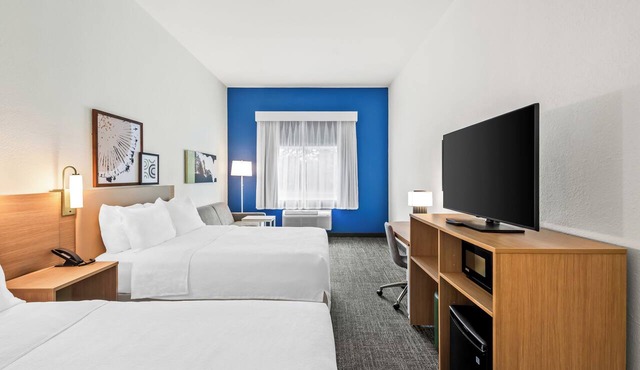Spark by Hilton Duluth in Duluth