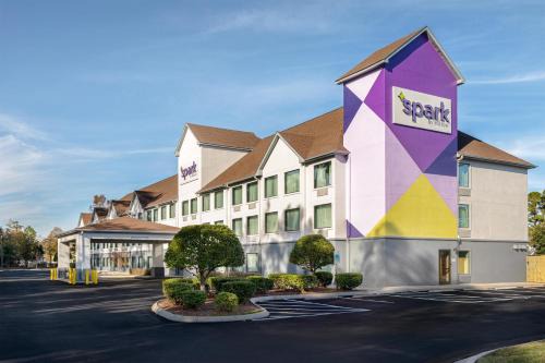 Spark By Hilton Wilmington