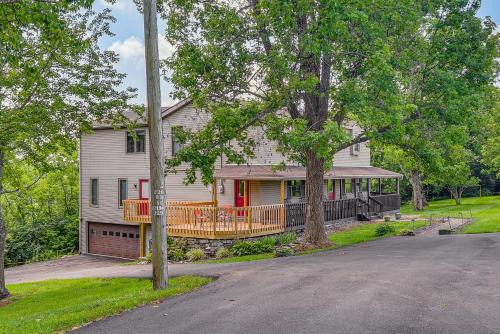 Sprawling Bluegrass Country Retreat Near Danville!