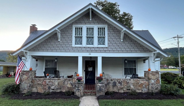 Spring is in the air! Plan your visit today in the beautiful Sequatchie Valley!