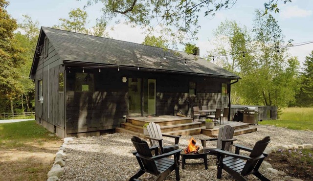 Stonebridge Hideaway - Enchanting 3 Bedroom Cabin in Callicoon