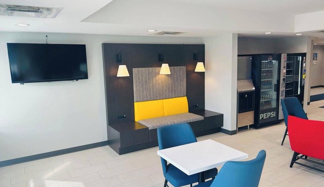Studio 6 – Dryden, ON in Dryden