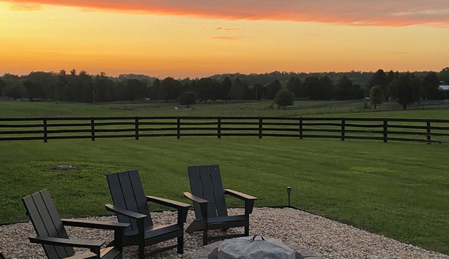 Stunning Home on 125 acre farm near Horse Park, Keeneland and KY Bourbon Trail.