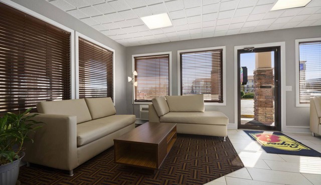 Super 8 by Wyndham Wytheville