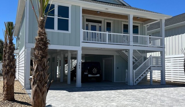 SWEET MAGNOLIA-2024 LUXURY Cherry Grove home, 4bd-3bth, Private Pool, CLEAN!