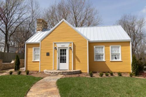 The Blake Cottage Wine Country Home
