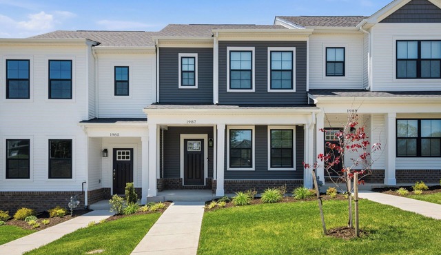 The BurgNest - 2-bedroom townhome in Blacksburg, minutes from Virginia Tech.