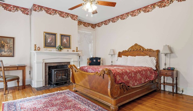 The Cowan Suite Historic Rockwood Manor