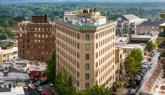 The Flat Iron Hotel, a Member of Design Hotels