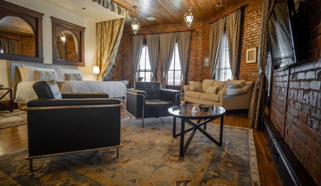 The Hackett Hotel