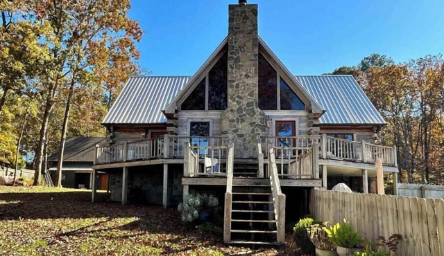 The Lake House on Weiss Lake