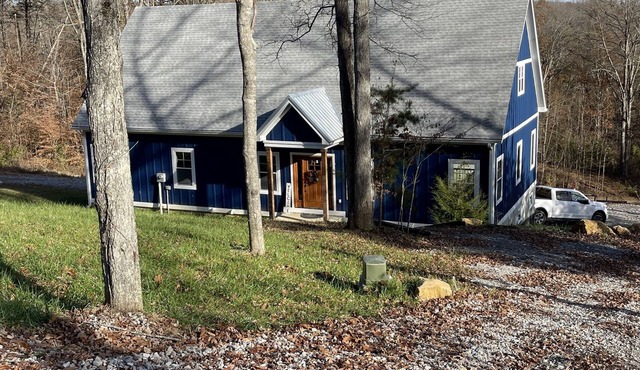 The Salty Dog! 5 Bd/4 Bath, Hot Tub, Pickleball Court, Perfect for Families