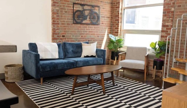 Trendy 1BR loft near it all
