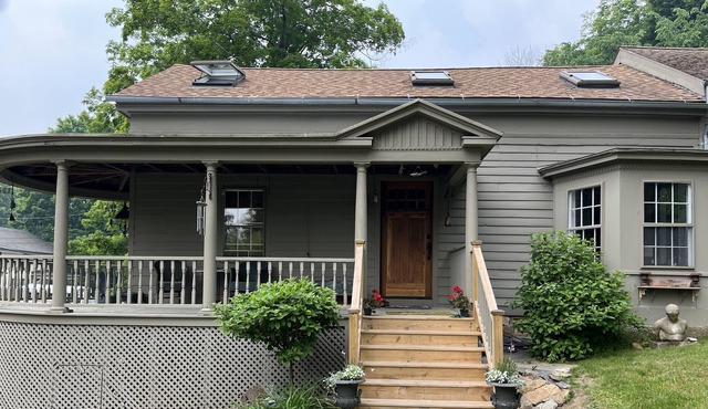 Updated Rustic Modern Cottage in the center of quaint Falls Village in Canaan
