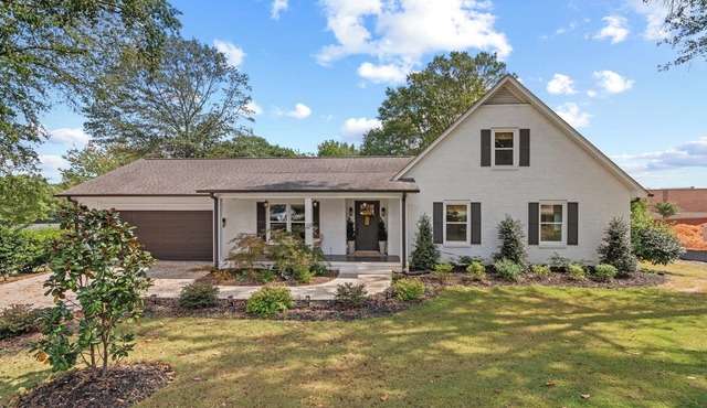 Upscale 4/3 Greer Retreat w/Fire Pit 5 min to DT