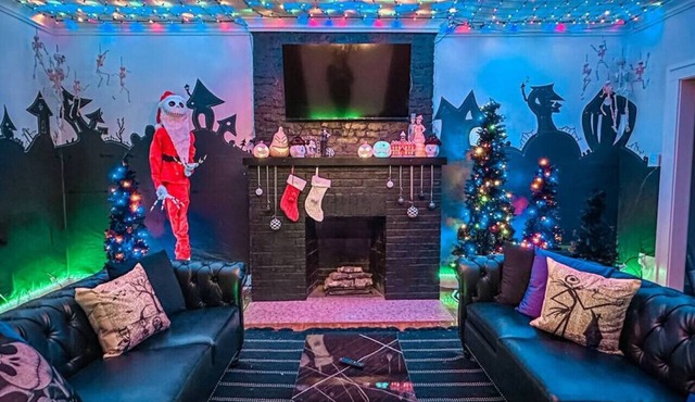 Voted Top Unique Stay | Light Show | Central in Indianapolis