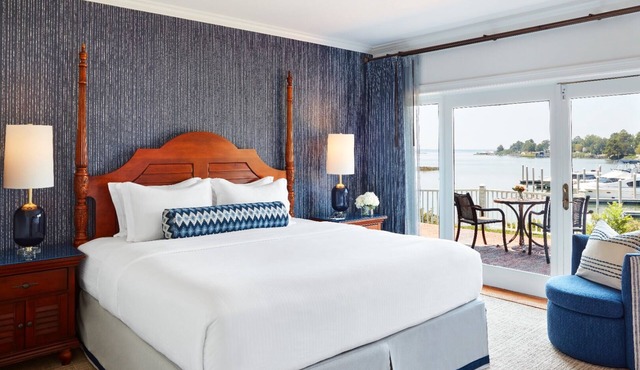 Wake Up to Stunning Mornings from Your Balcony |Seasonal Pool, Marina, Courtyard