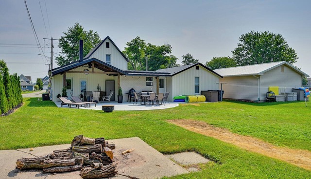 Waterfront Family Gem w/Private Dock in Syracuse
