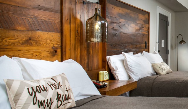 Western Front Hotel