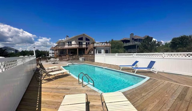WhaleSound -Pool/Pet Friendly/0.2 mile to Beach
